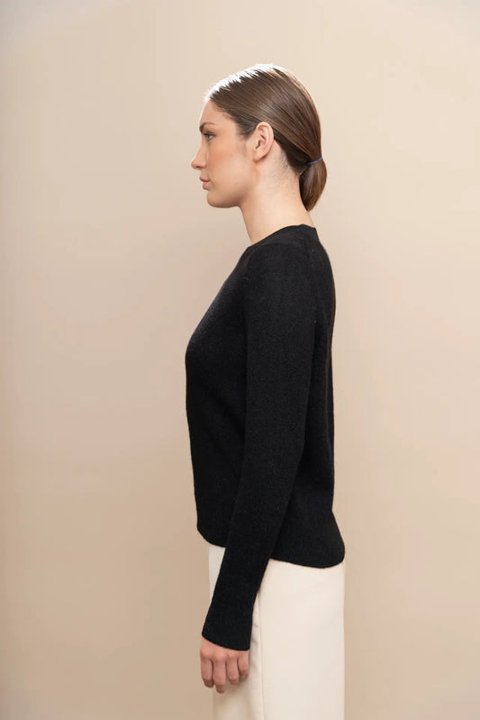 Classic Sweater - PAKAS