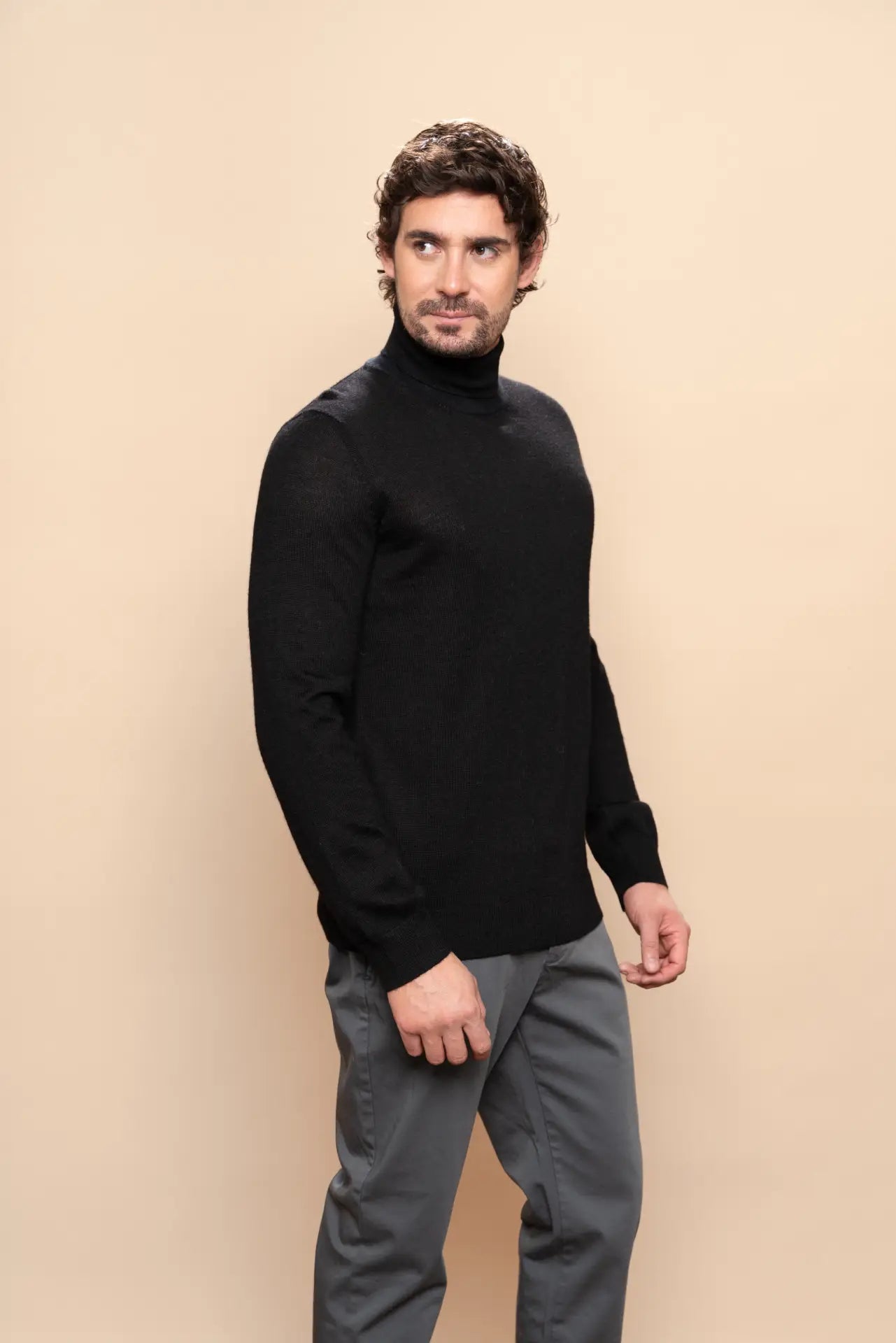 Classic Turtle Neck Sweater - PAKAS