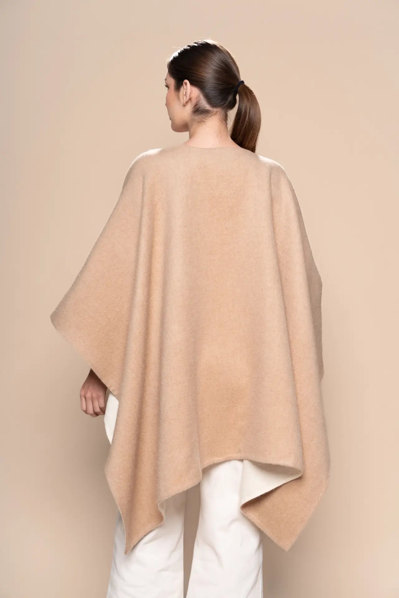 Reversible Cape - PAKAS